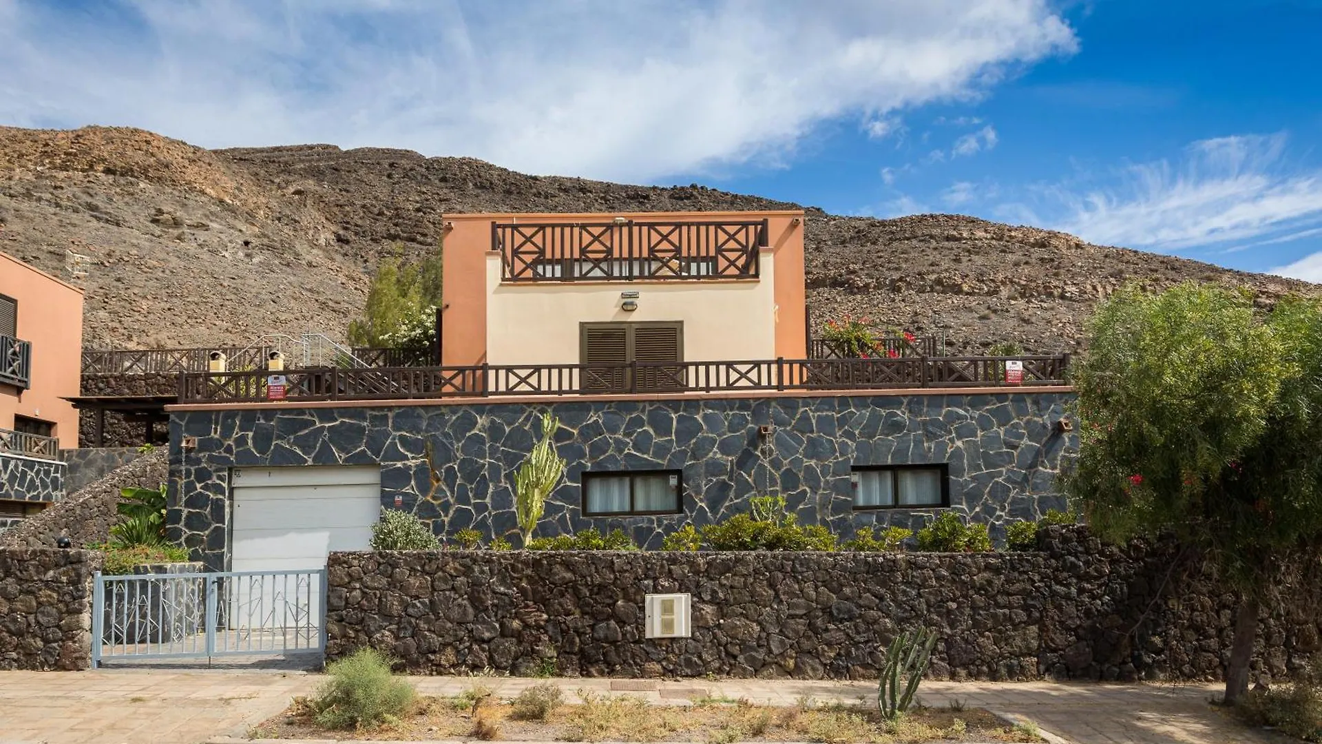 Chalet 3Br Jandia House - Private Pool, Seaviews & Golf Villa Pajara
